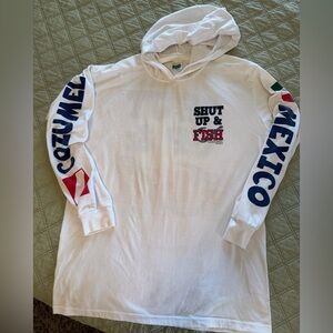 White Cozumel Mexico Hoodie size Large